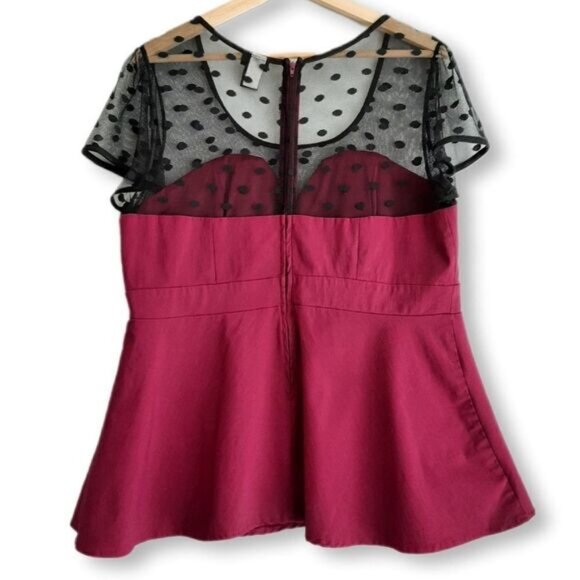 TORRID / Fitted Stretchy Peplum Top w/ Mesh Yoke Sweetheart Pink Sz L Flawed - Picture 5 of 11